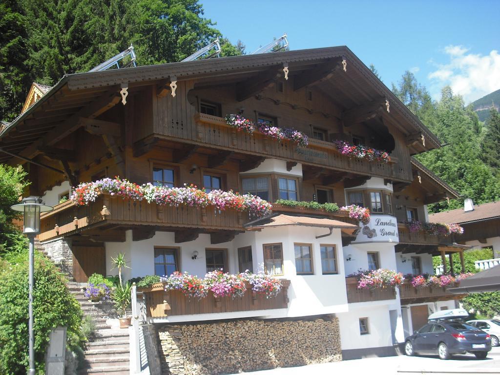 Landhaus Granat Mayrhofen Esterno foto