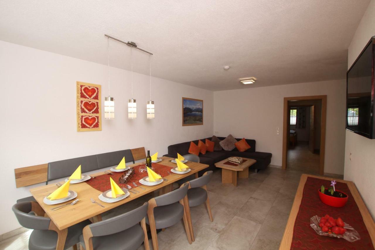 Landhaus Granat Mayrhofen Esterno foto